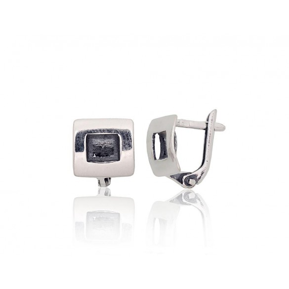 Sudraba auskari ar angļu slēdzēju