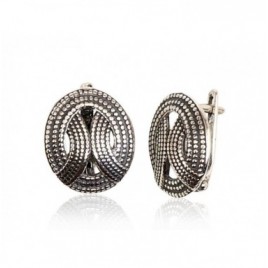 Sidabriniai auskarai ant cilindrinės spynos0