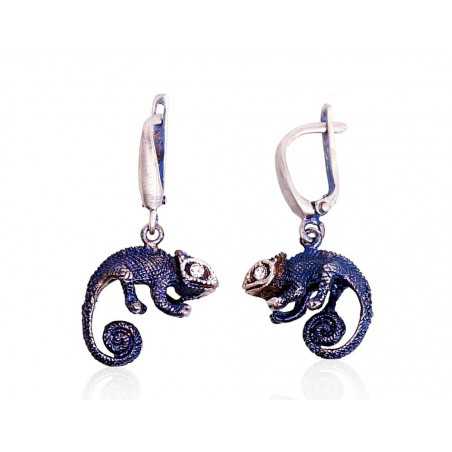 Sidabriniai auskarai ant cilindrinės spynos0