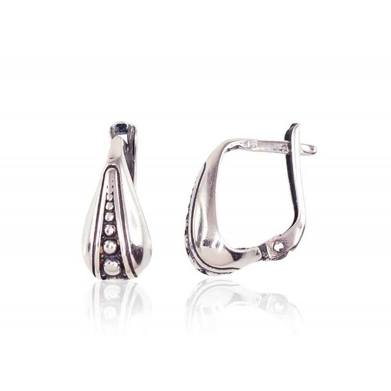 Sudraba auskari ar angļu slēdzēju