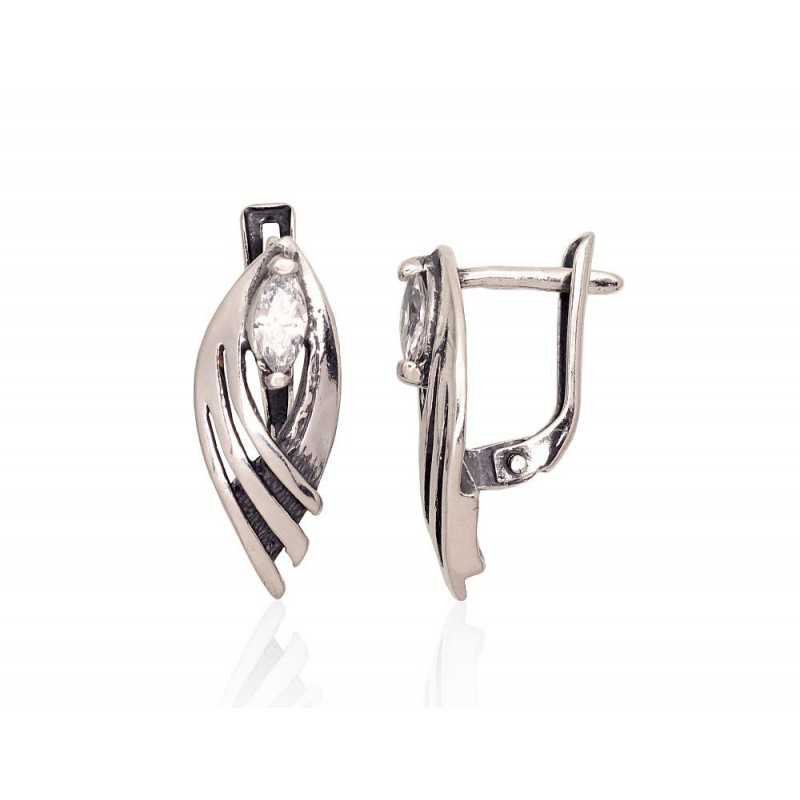 Sidabriniai auskarai ant cilindrinės spynos